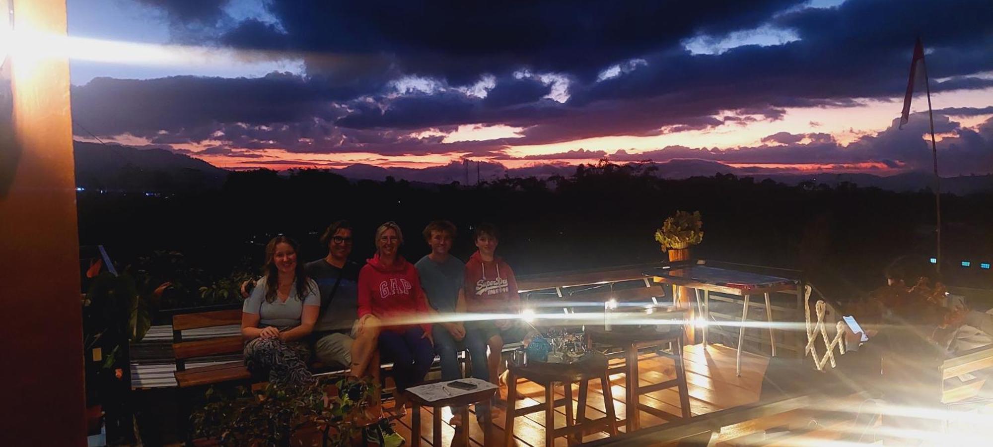 Kopa Hilltop - Family Guest Home รูเติง ภายนอก รูปภาพ