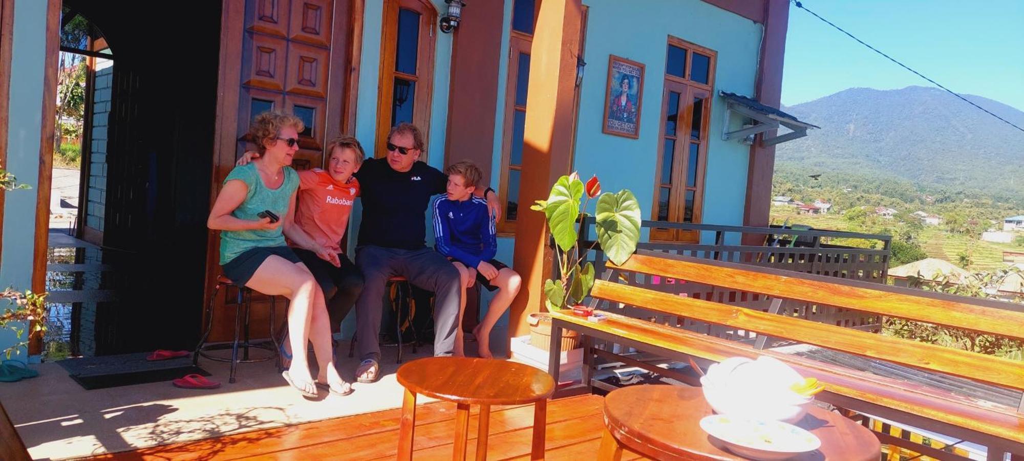Kopa Hilltop - Family Guest Home รูเติง ภายนอก รูปภาพ