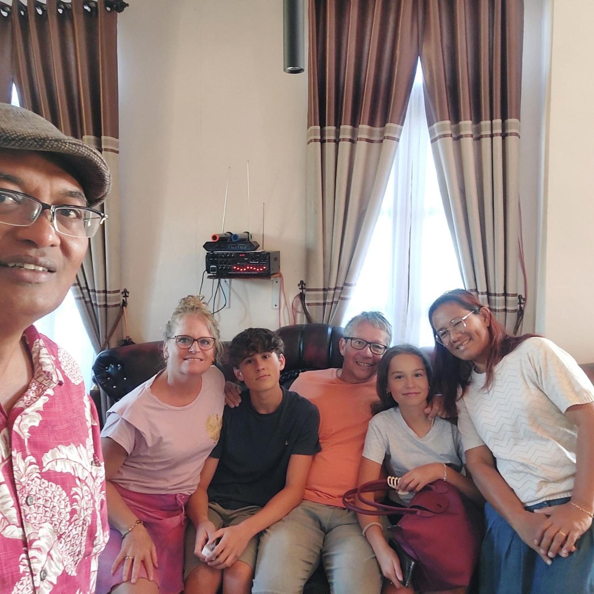 Kopa Hilltop - Family Guest Home รูเติง ภายนอก รูปภาพ